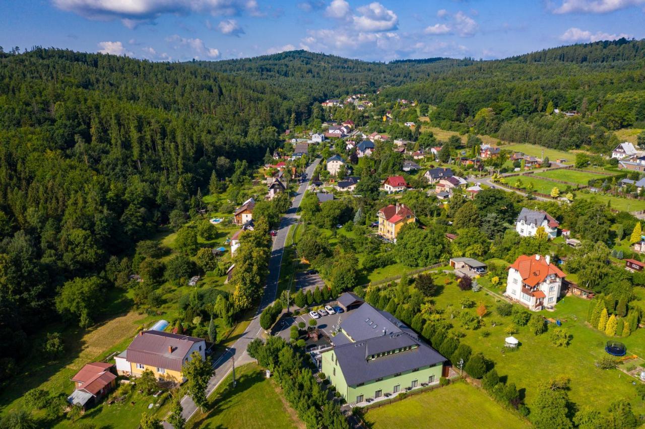 Hotel Hermes Krnov Esterno foto