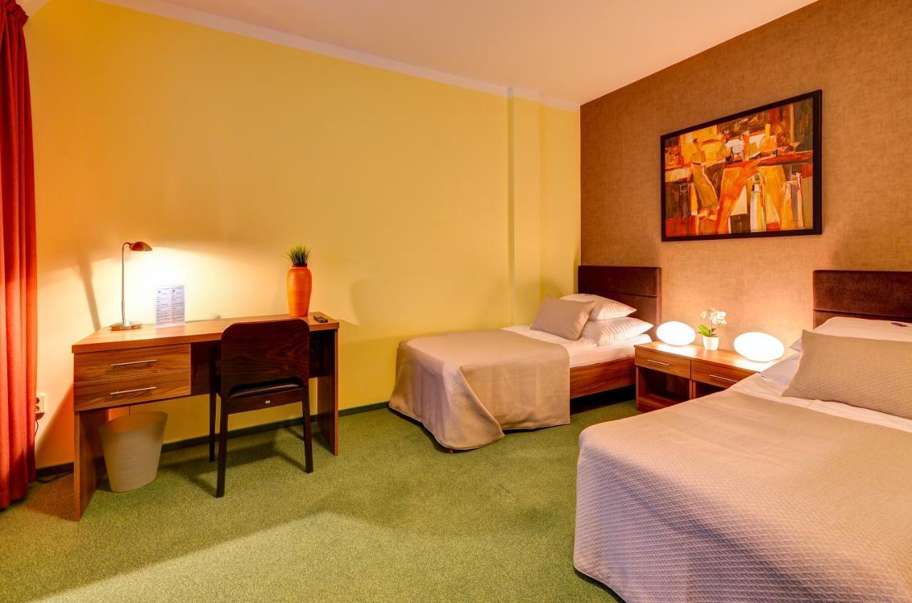 Hotel Hermes Krnov Esterno foto